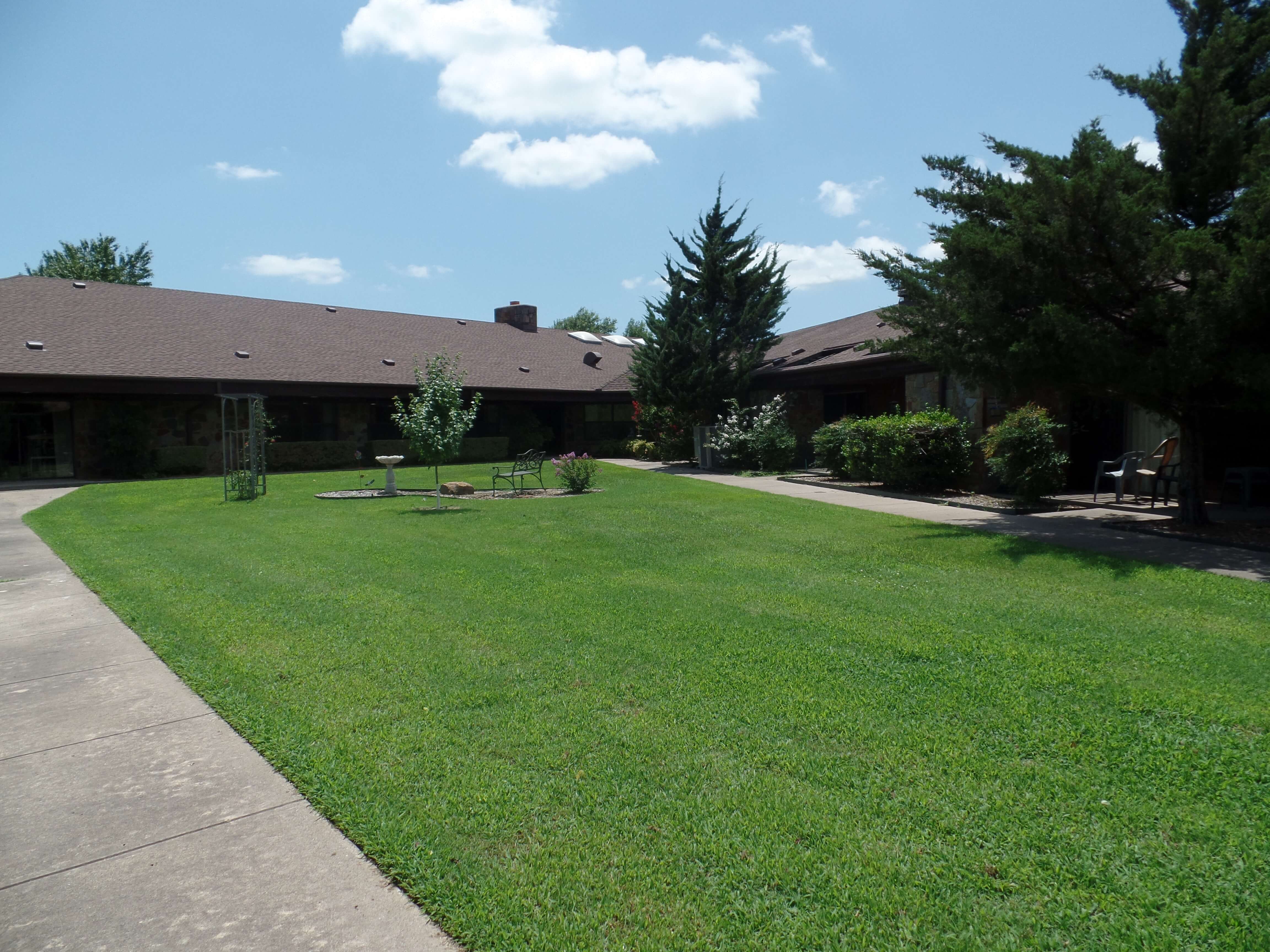 Resident Patio Courtyard